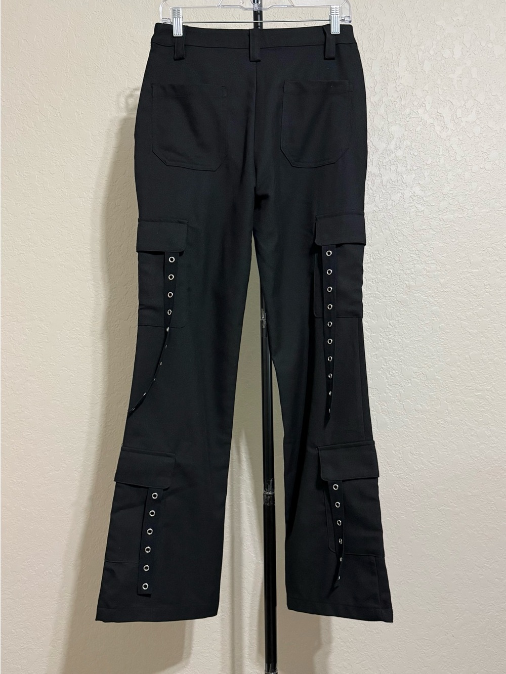 Hot Topic Black Flared Cargo Pants with Grommet Straps - Picture 5 of 10